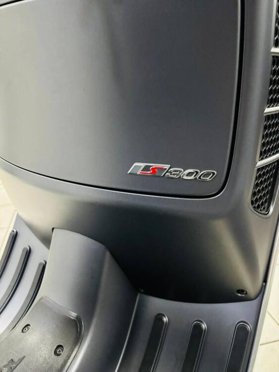 Vespa GTS 300 Super Hpe (2021 - 22) (4)