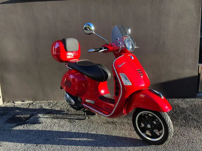 Vespa GTS 300 Super (2017 - 18)