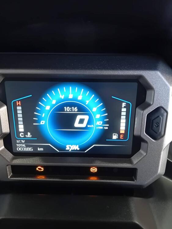 Sym ADX 125 (2025) (3)