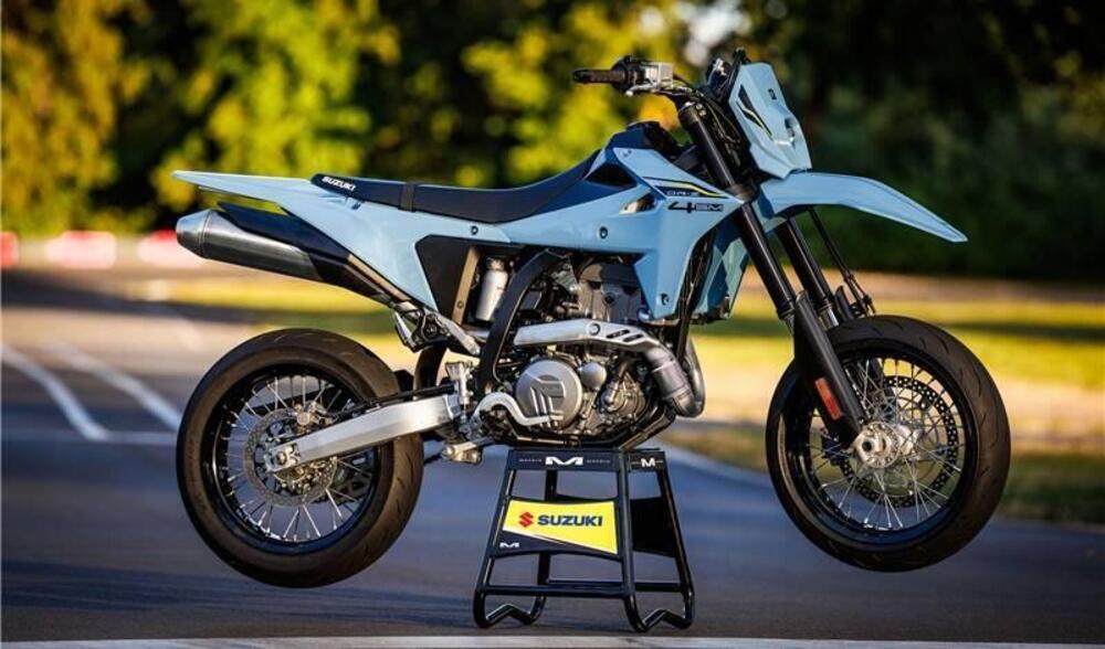 Suzuki DR-Z4SM (2025)