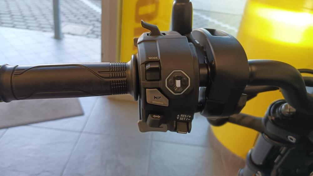 Honda CMX 1100 Rebel DCT (2025 - 26) (4)