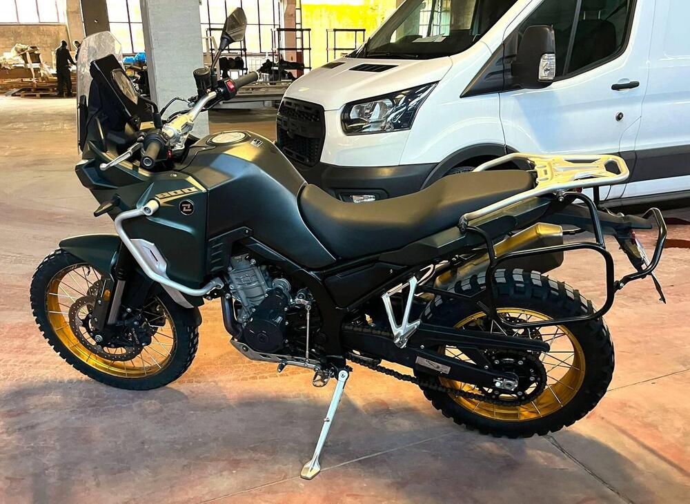 Kove 800X Pro (2024 - 26) (2)