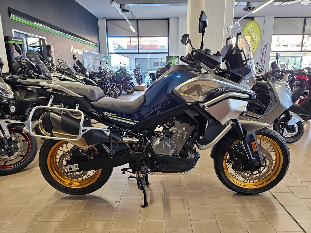 CFMOTO 800MT Touring (2022 - 25)