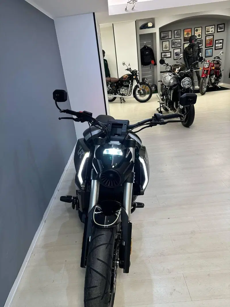 Benda Motorcycles LFC 700 (2024 - 26) (4)