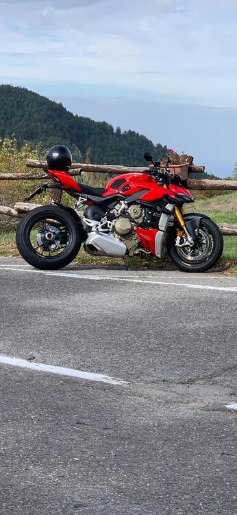 Ducati Streetfighter V4 1100 S (2021 - 22)