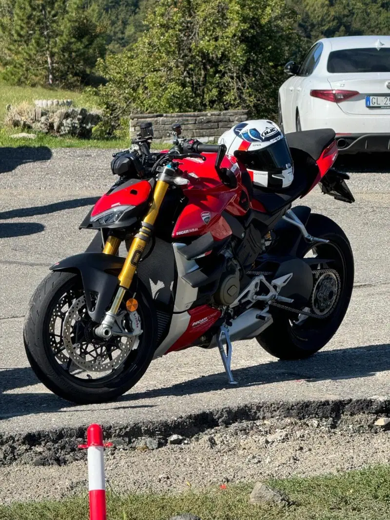 Ducati Streetfighter V4 1100 S (2021 - 22) (2)