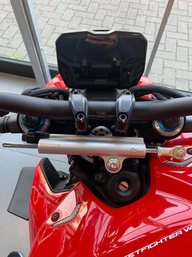 Ducati Streetfighter V4 1100 S (2021 - 22) (9)