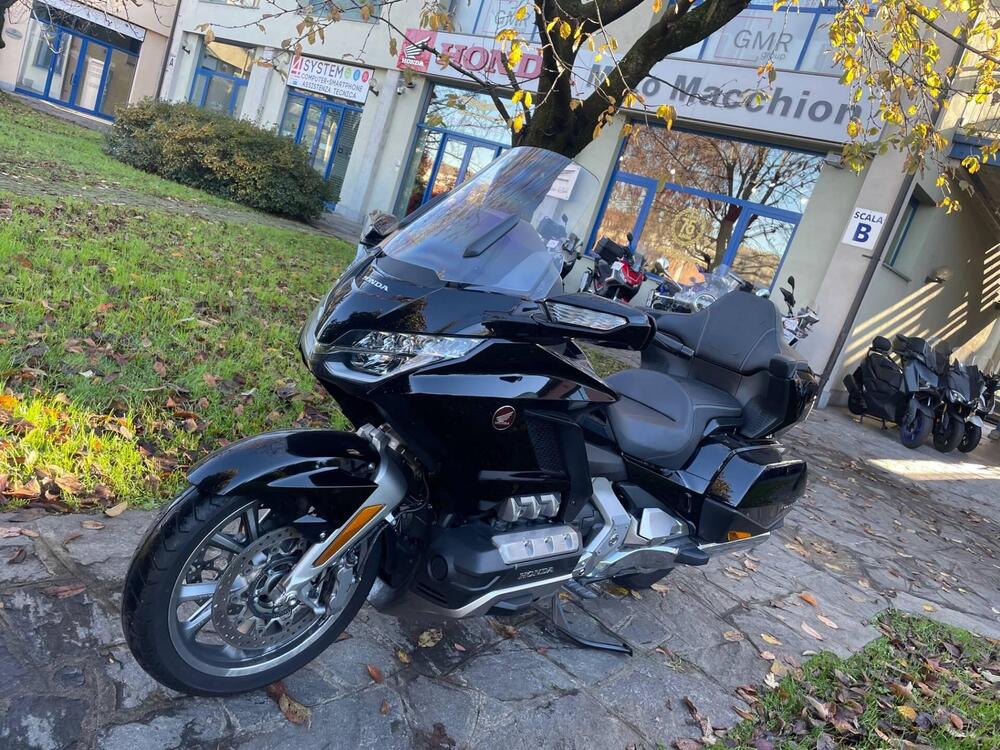 Honda GL 1800 Gold Wing Tour DTC (2018 - 20) (2)