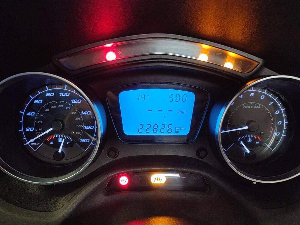 Piaggio Mp3 300 ie Sport LT ABS (2014 - 16) (5)