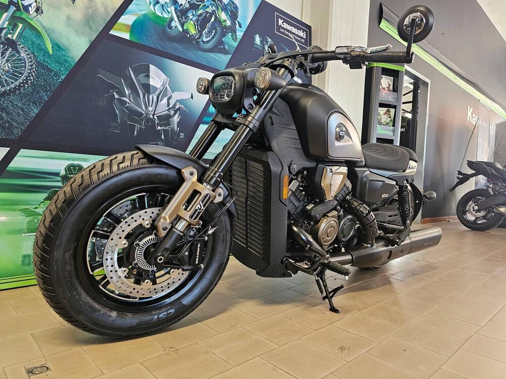 QJ Motor SRV 600 V (2025) (3)