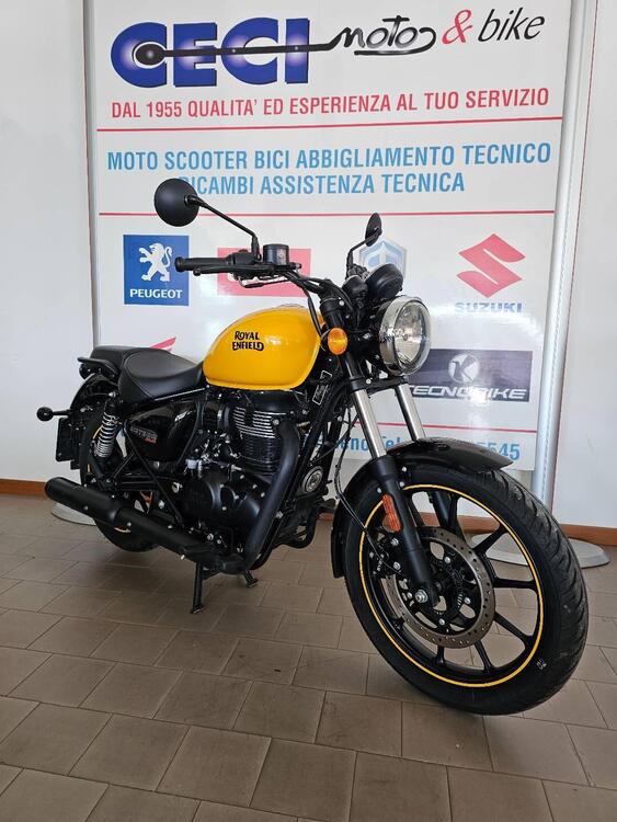 Royal Enfield Meteor 350 Fireball (2021 - 25) (3)