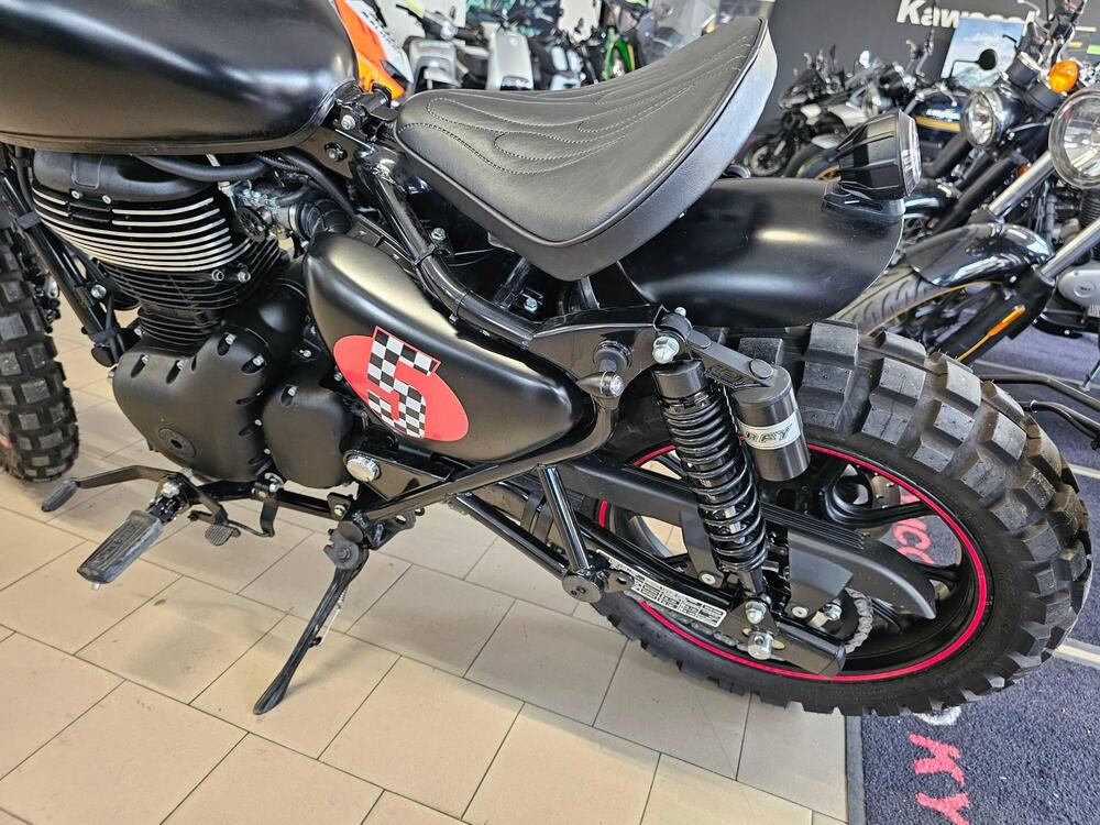 Royal Enfield Meteor 350 Stellar (2021 - 25) (3)