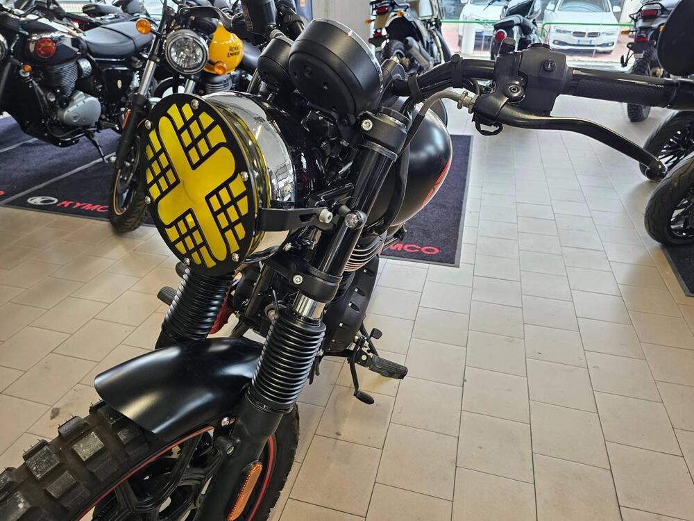 Royal Enfield Meteor 350 Stellar (2021 - 25) (5)