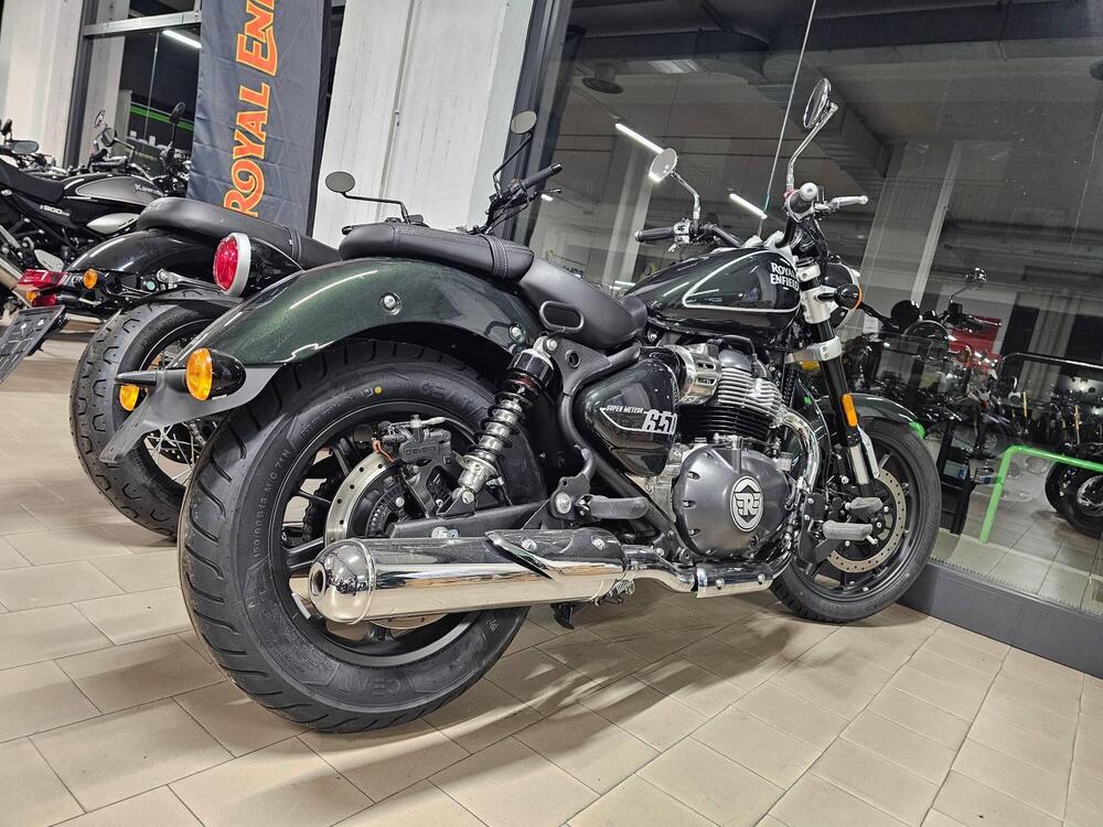 Royal Enfield Super Meteor 650 (2023 - 25) (3)