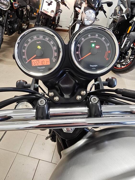 Triumph Bonneville SE (2009 - 13) (2)