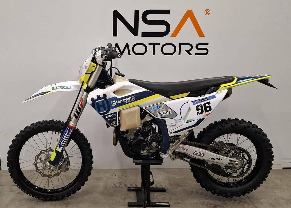 Husqvarna FE 250 (2024) (3)