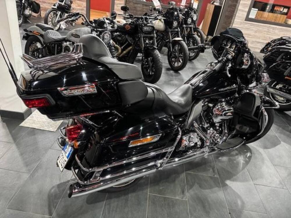 Harley-Davidson 1690 Electra Glide Ultra Limited (2014 - 15) - FLHTK (3)