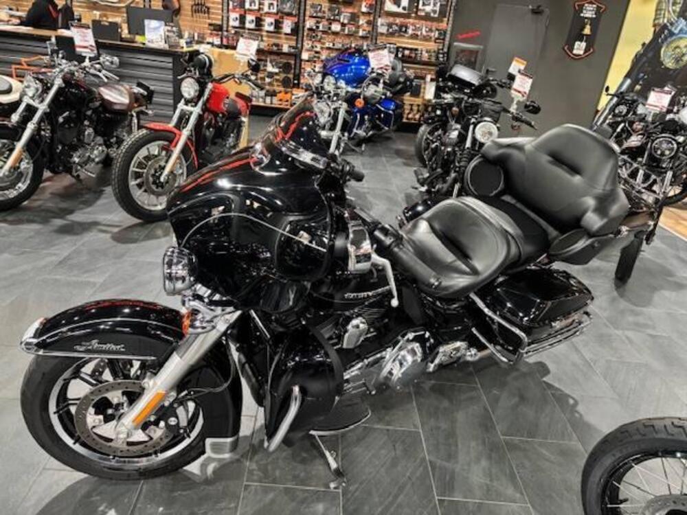 Harley-Davidson 1690 Electra Glide Ultra Limited (2014 - 15) - FLHTK (5)