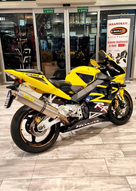 Honda CBR 900 RR Fireblade (2002 - 04) (3)