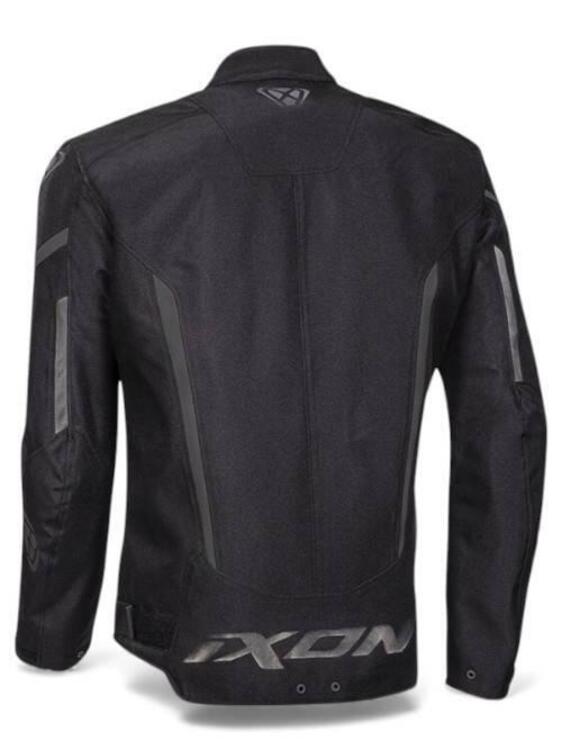 Giubbotto IXON mod. Striker nero (2)