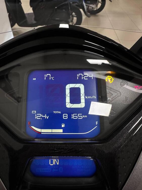 Honda SH 350i GT (2025) (3)