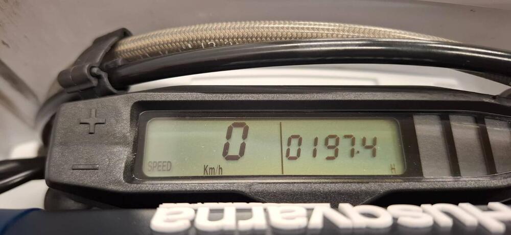 Husqvarna FE 250 (2024) (5)