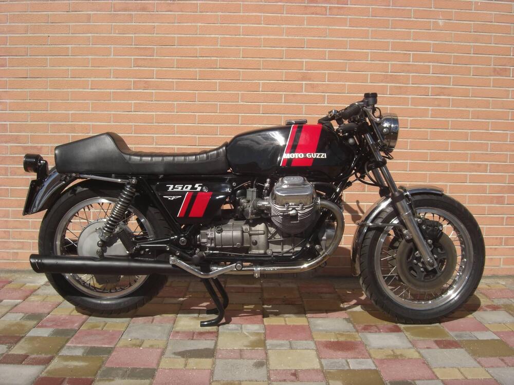 Moto Guzzi 750 S