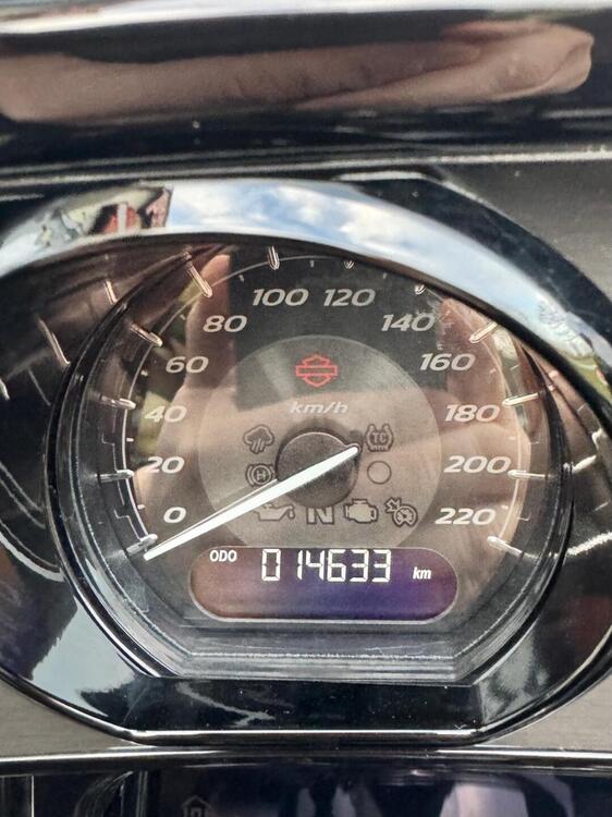 Harley-Davidson 117 CVO Tri Glide Ultra (2020) - FLHTCUTGSE_AF (4)