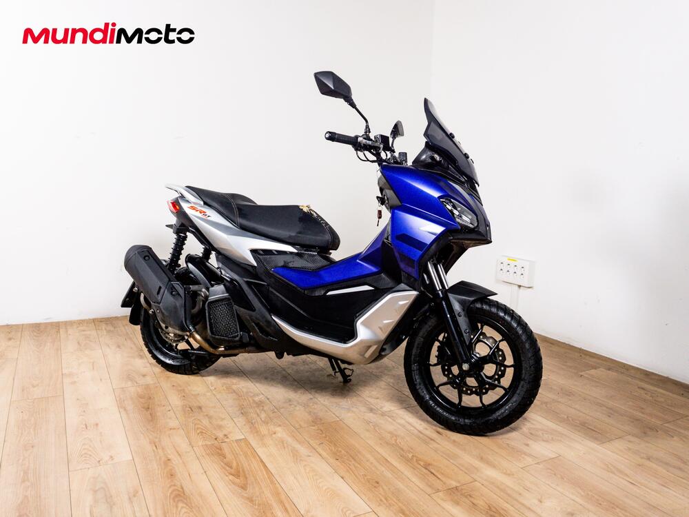 Aprilia SR GT 125 (2025) (2)