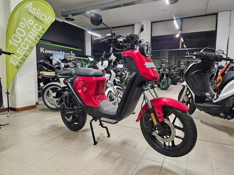 Niu UQi GT ER (2020 - 26) (3)