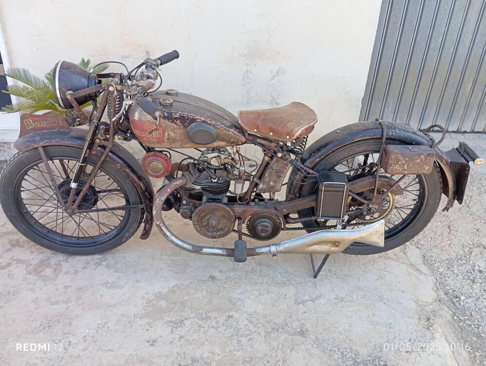 Benelli 175 sport  targa 1 numero (2)