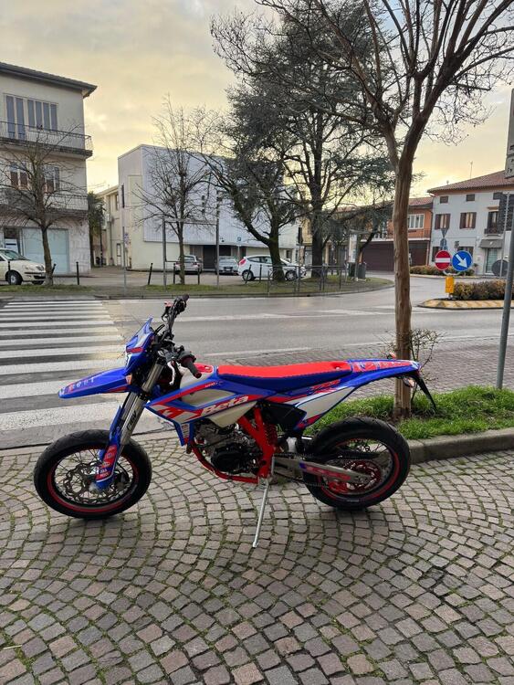 Betamotor RR 125 4T Motard R (2023 - 24) (3)