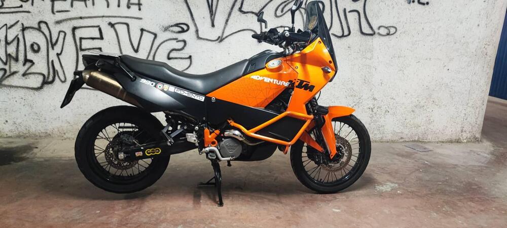 KTM 990 Adventure (2009 - 11)