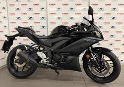 Yamaha YZF R3 (2021 - 24) usata