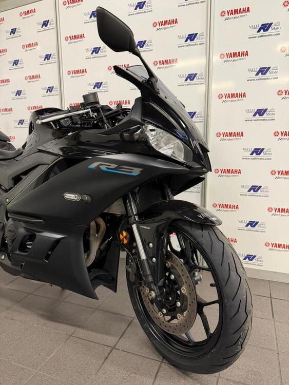Yamaha YZF R3 (2021 - 24) (2)