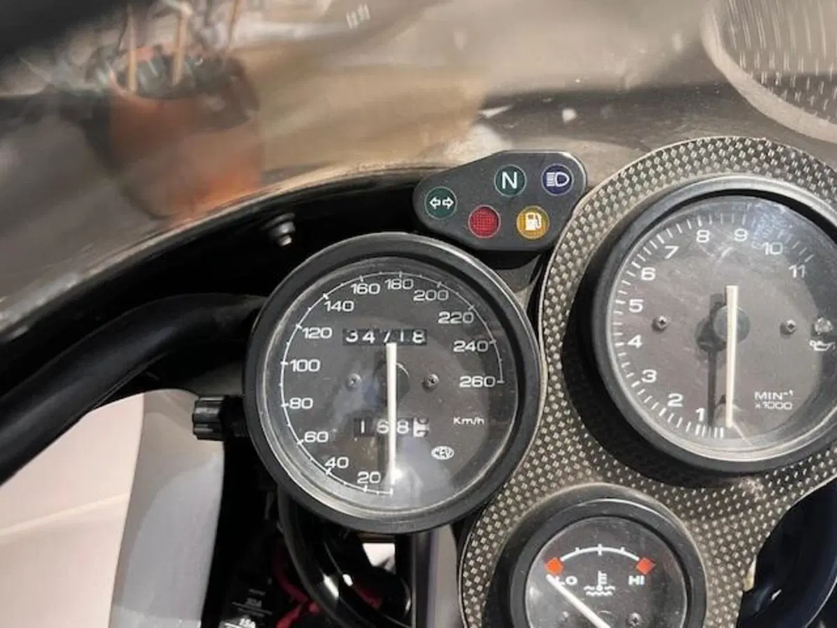 Ducati SuperSport 900 (1998 - 00) (3)