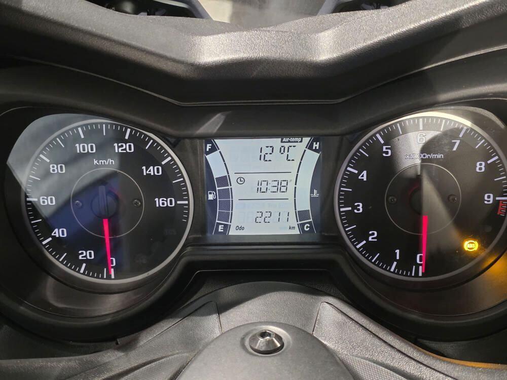 Yamaha X-Max 300 ABS (2017 - 20) (5)