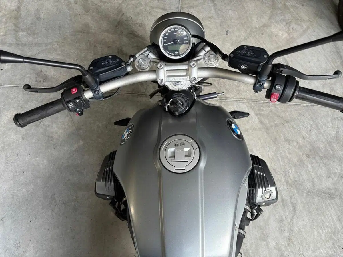 Bmw R nineT 1200 Scrambler (2016 - 20) (7)