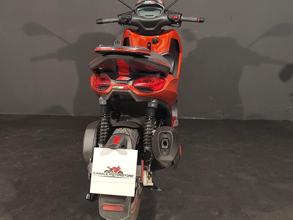 Piaggio Beverly 300 ABS-ASR (2021 - 25) (4)