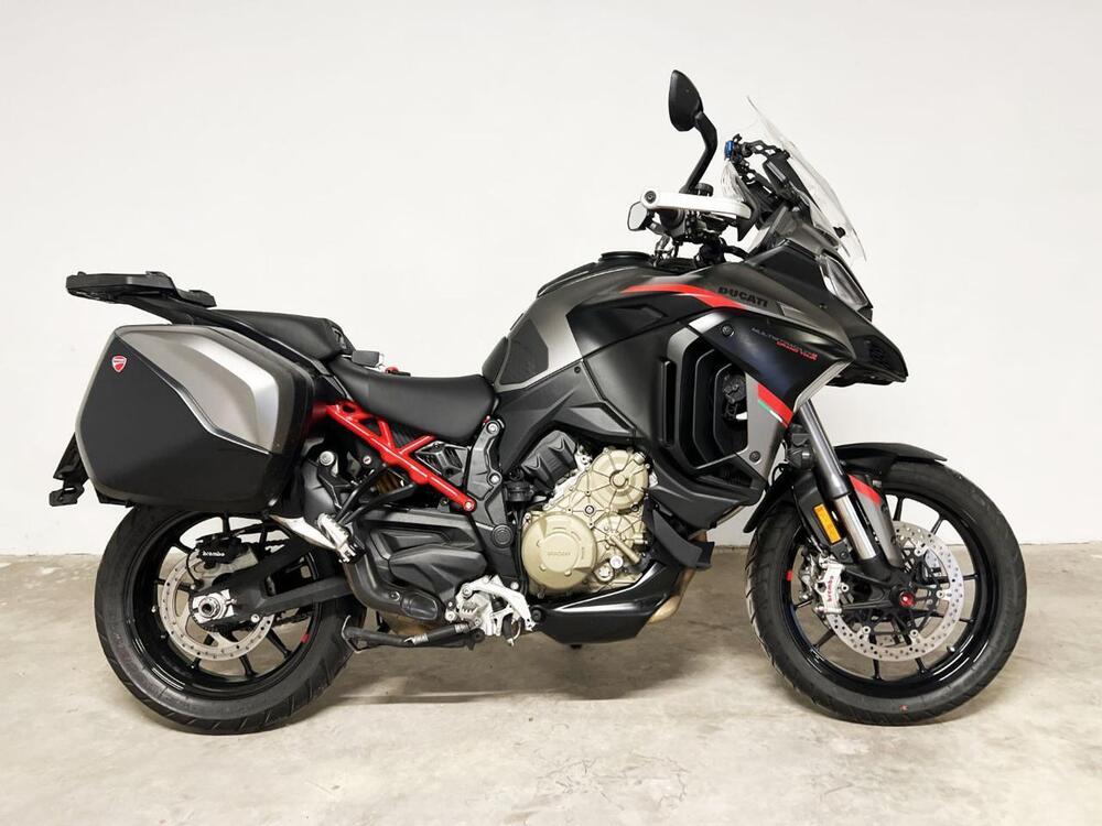 Ducati Multistrada V4 S Grand Tour (2024)