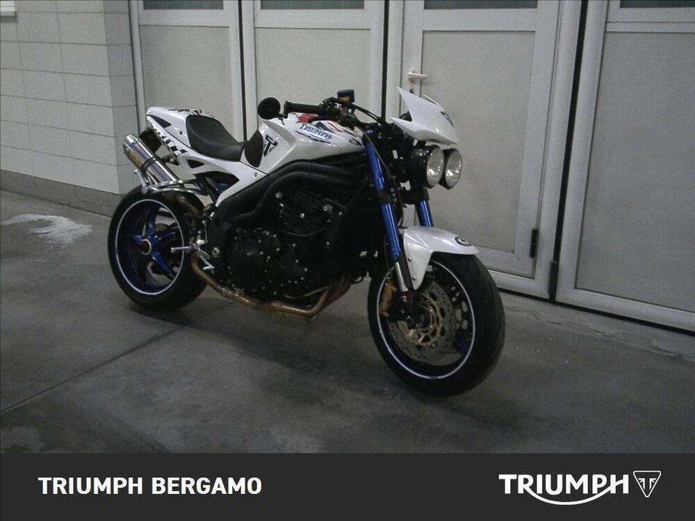 Triumph Speed Triple 1050 (2005 - 11) (2)
