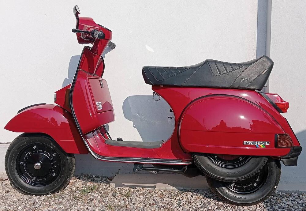 Piaggio Vespa px 125 E (3)