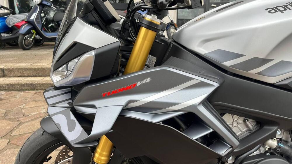 Aprilia Tuono V4 (2025) (3)