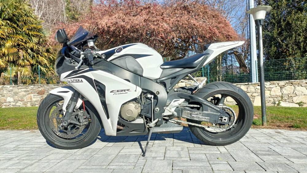 Honda CBR 1000 RR Fireblade (2008 - 11) (2)