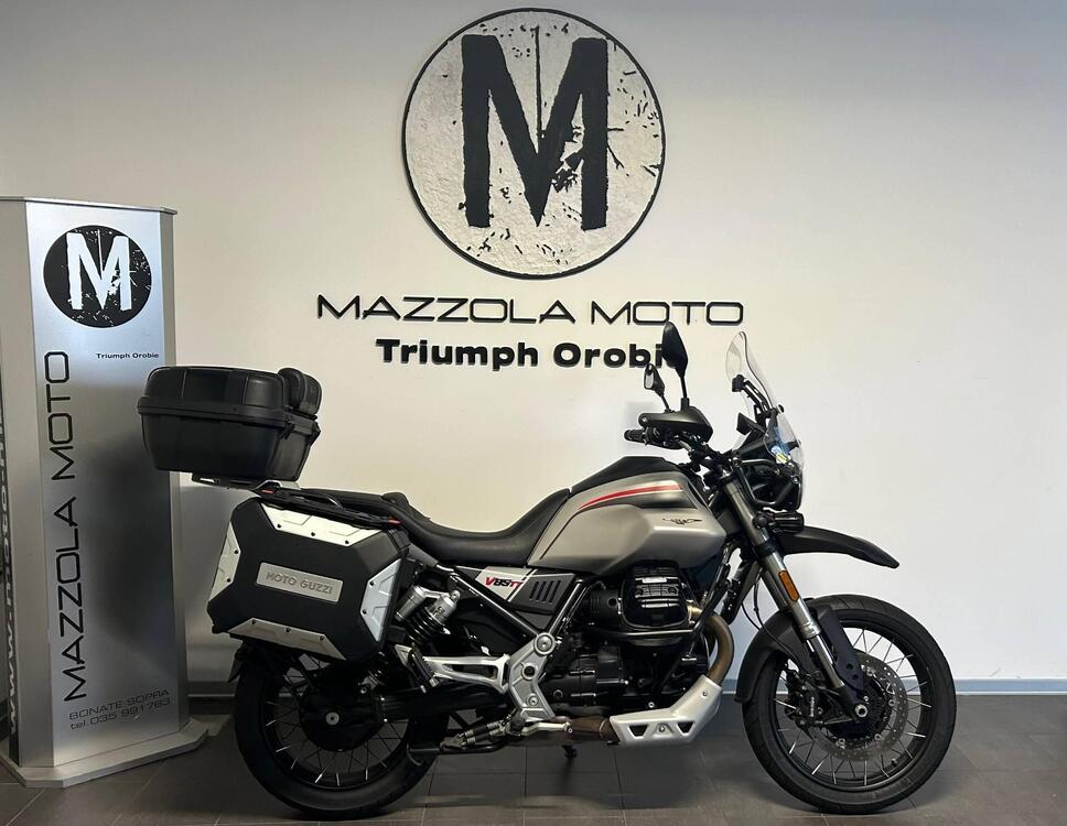 Moto Guzzi V85 TT Travel (2021 - 23)