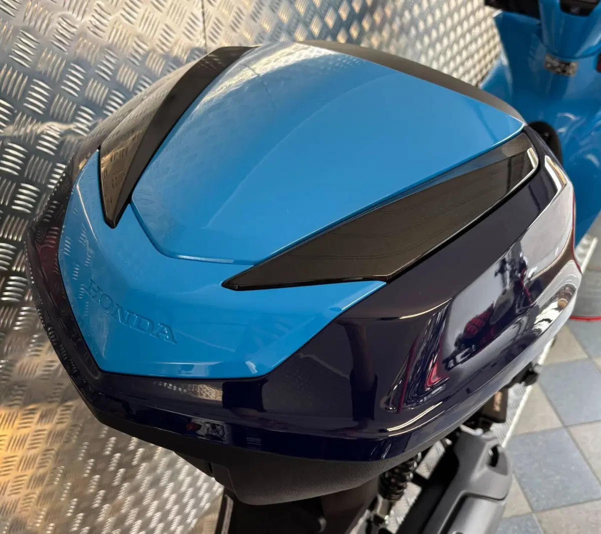 Honda SH 125i (2024 - 25) (9)