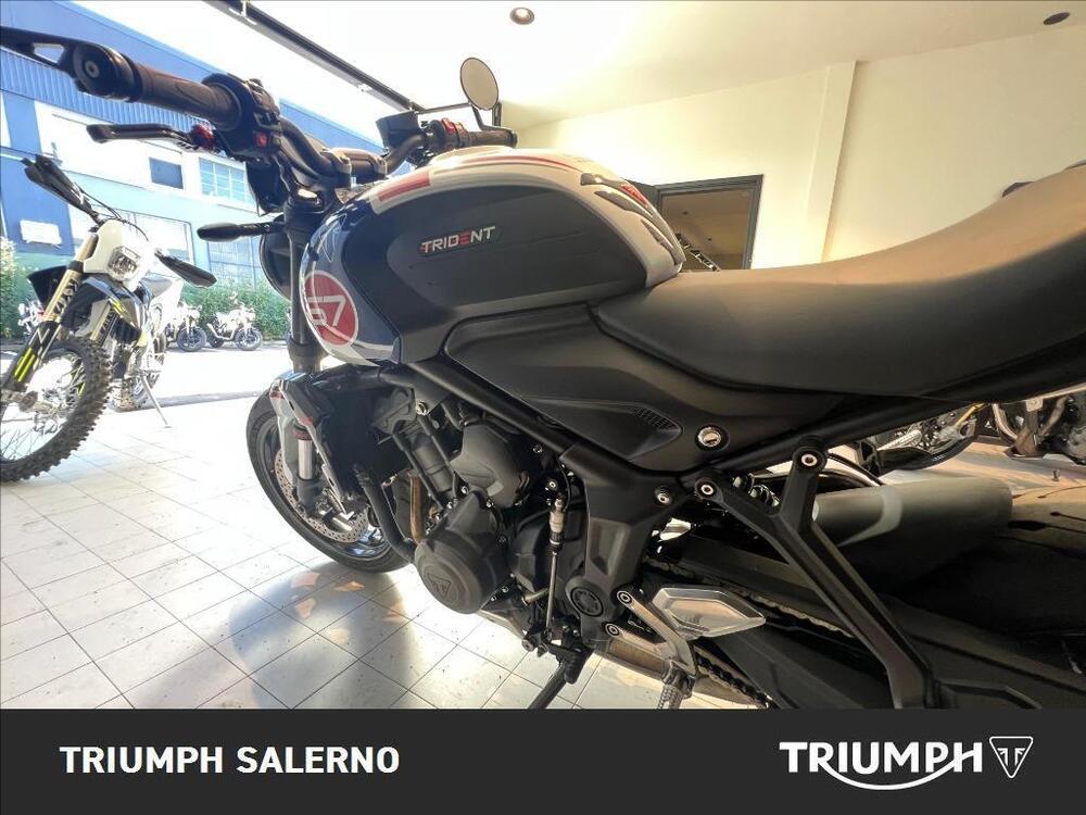 Triumph Trident 660 Triple Tribute Edition (2024) (4)