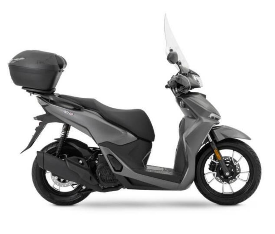 Voge Sfida SR16 200 (2025) (2)