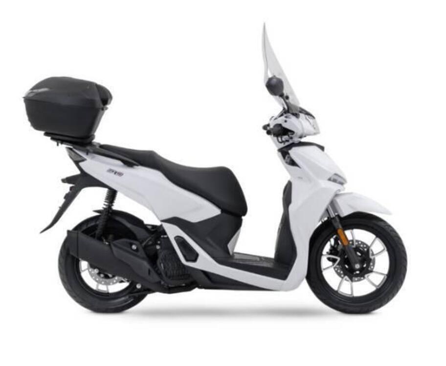 Voge Sfida SR16 200 (2025) (4)