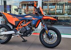 KTM 690 SMC R (2026) nuova